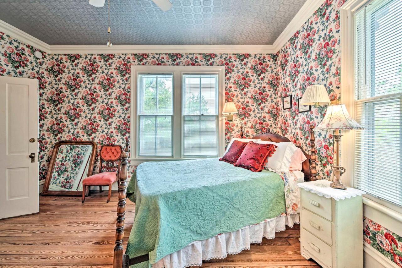 The Lilly House Historic Glen Rose Home With Porch! Exterior photo